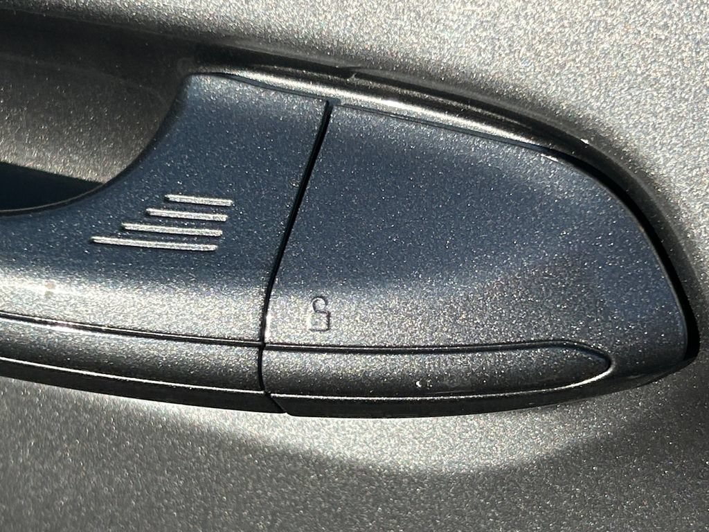 Used 2024 Ford Edge SEL AWD/4WD image 23