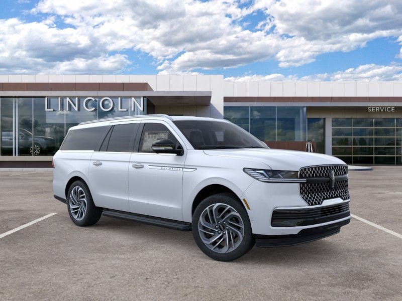 New 2026 Lincoln Navigator L Premier AWD/4WD image 30