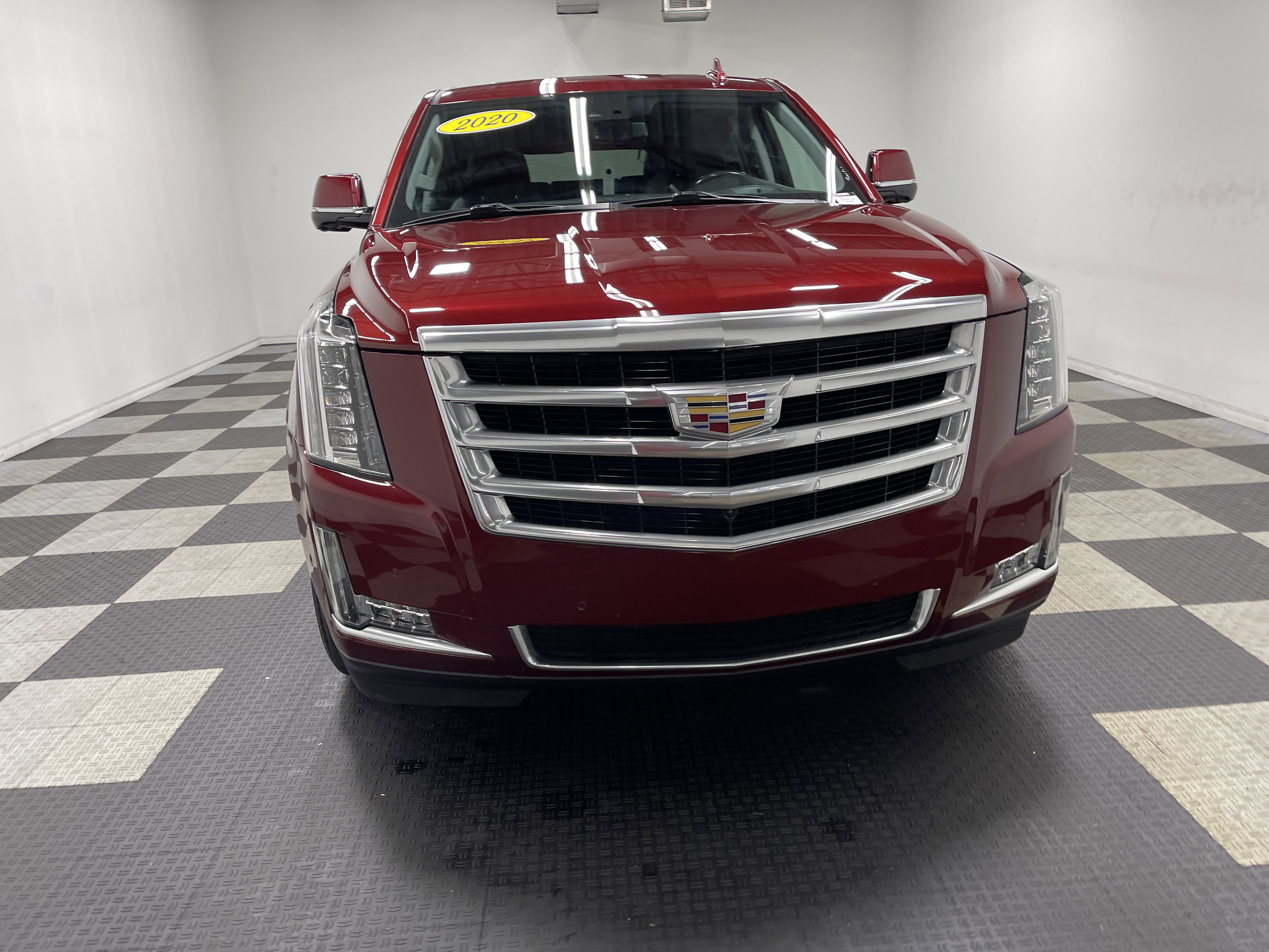 Used 2020 Cadillac Escalade Luxury AWD/4WD image 7