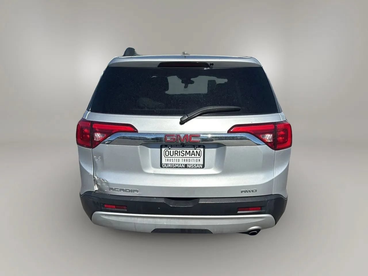 Used 2018 GMC Acadia SLE AWD/4WD image 4