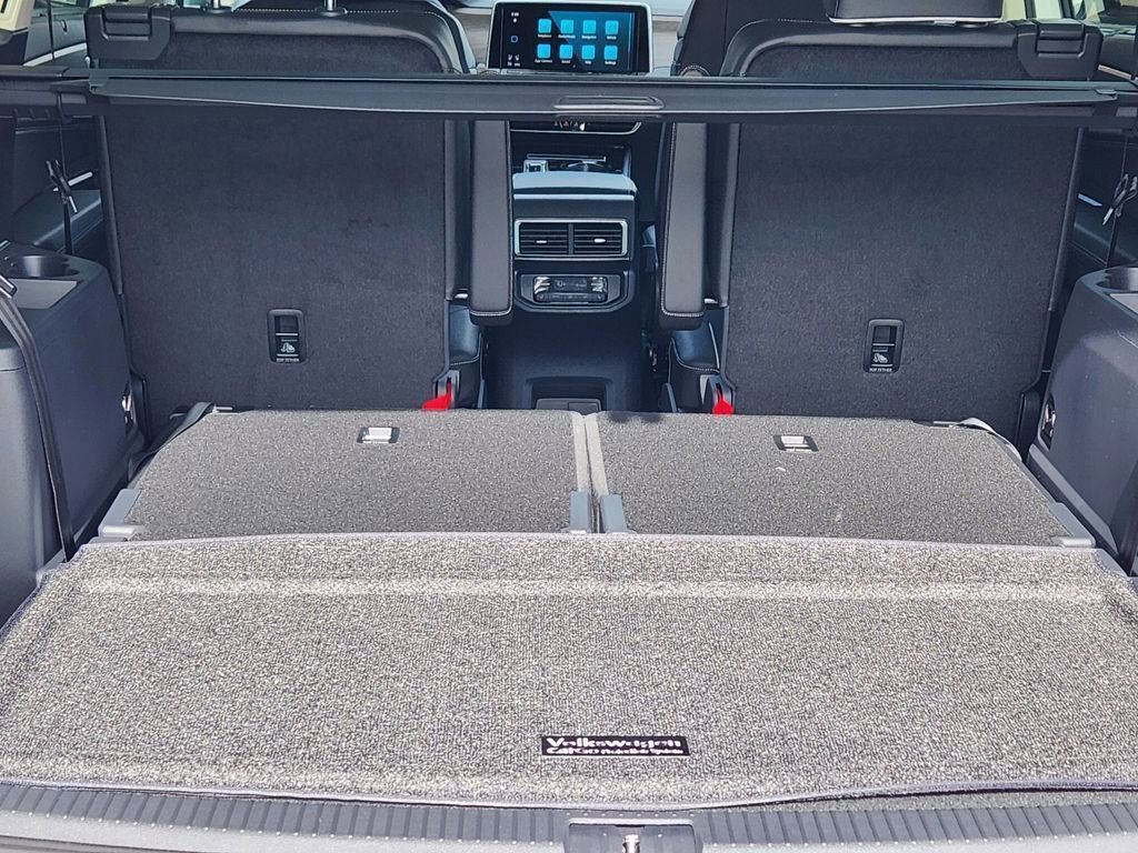 New 2026 Volkswagen Atlas SEL Premium R-Line image 23