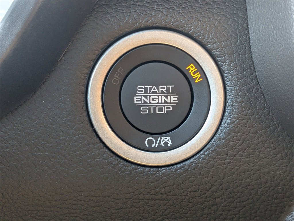 New 2026 RAM 1500 4x4 Crew Cab image 30