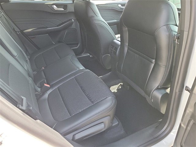 New 2025 Ford Escape SE image 16