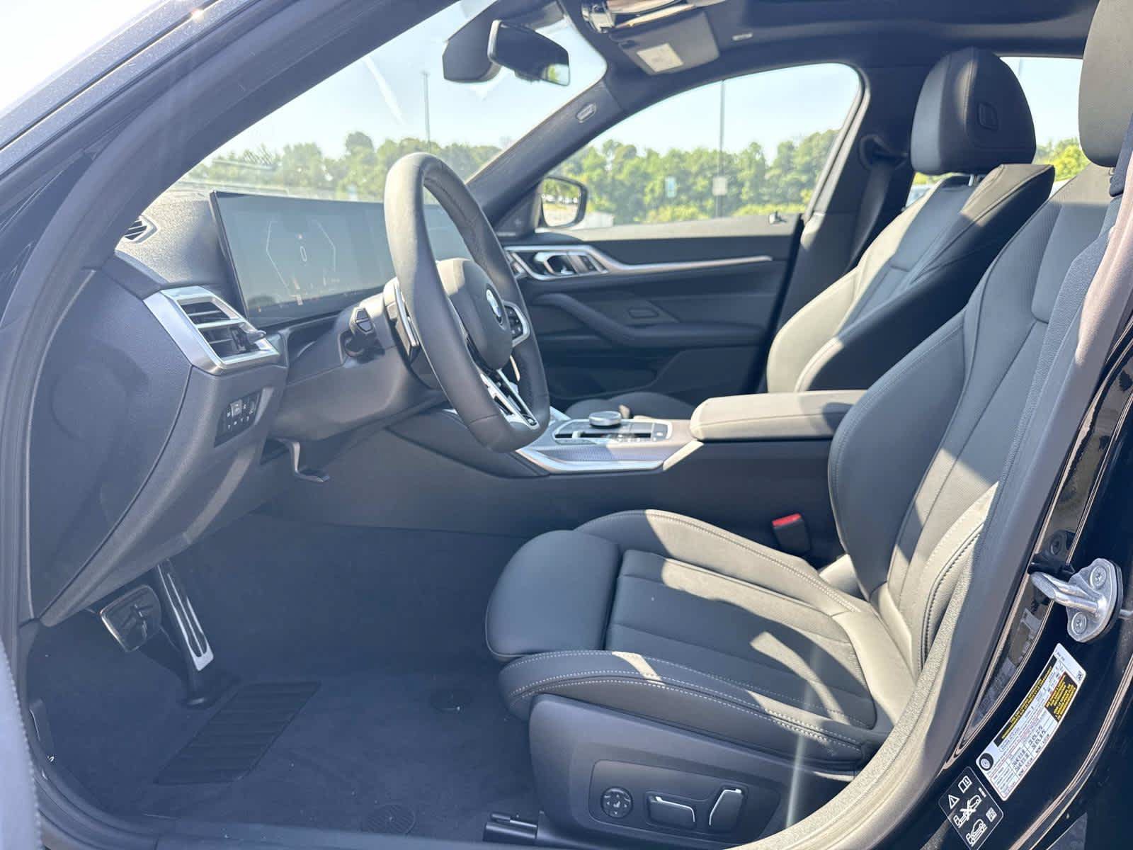 New 2026 BMW 430i xDrive w/ M Sport Package AWD/4WD image 14