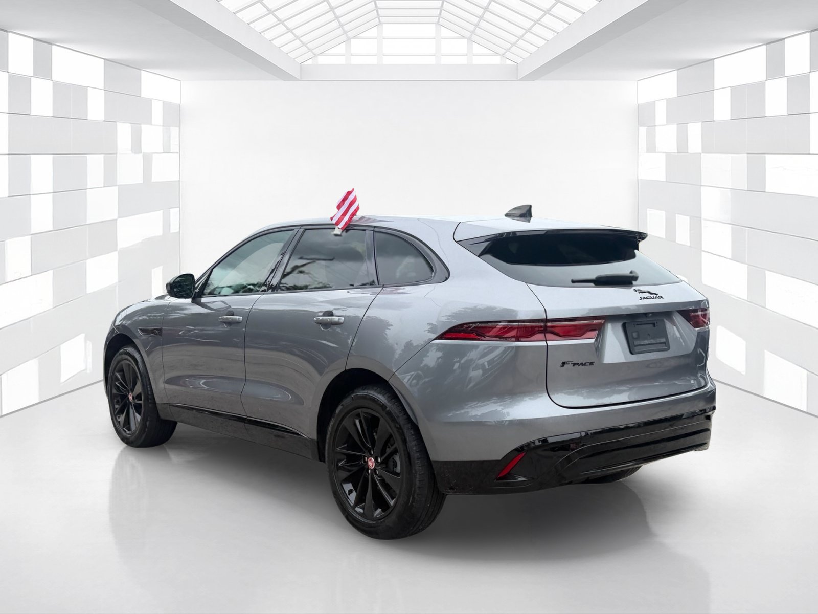 Used 2023 Jaguar F-PACE S AWD/4WD image 5
