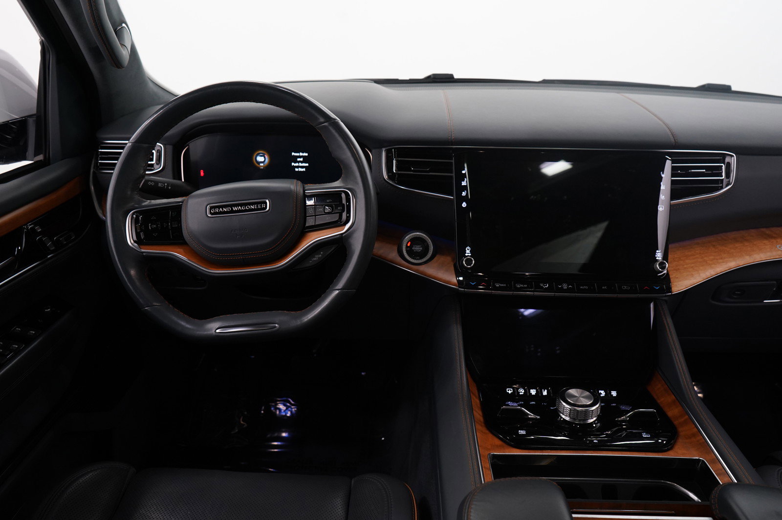 Used 2022 Jeep Grand Wagoneer Series II w/ Premium Group II image 14