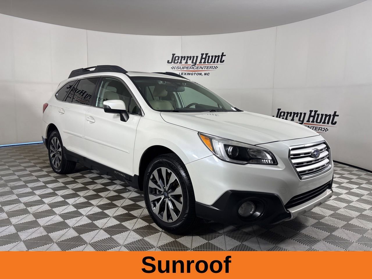 Used 2015 Subaru Outback 2.5i Limited AWD/4WD image 5