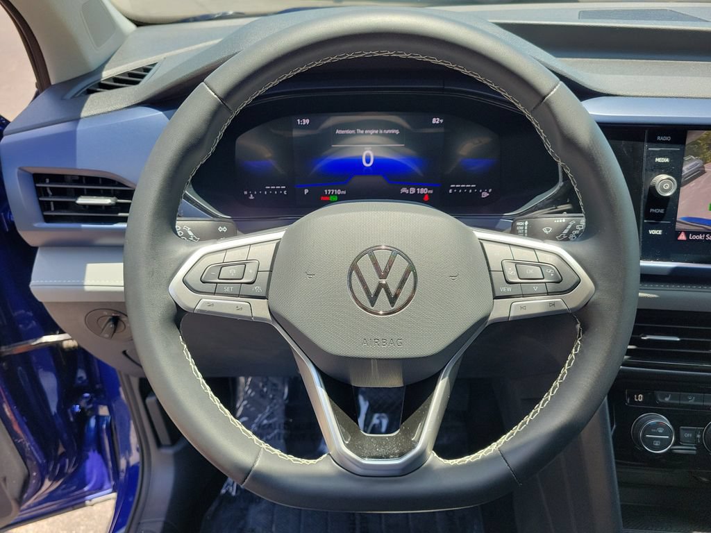 Used 2024 Volkswagen Taos SE FWD image 28