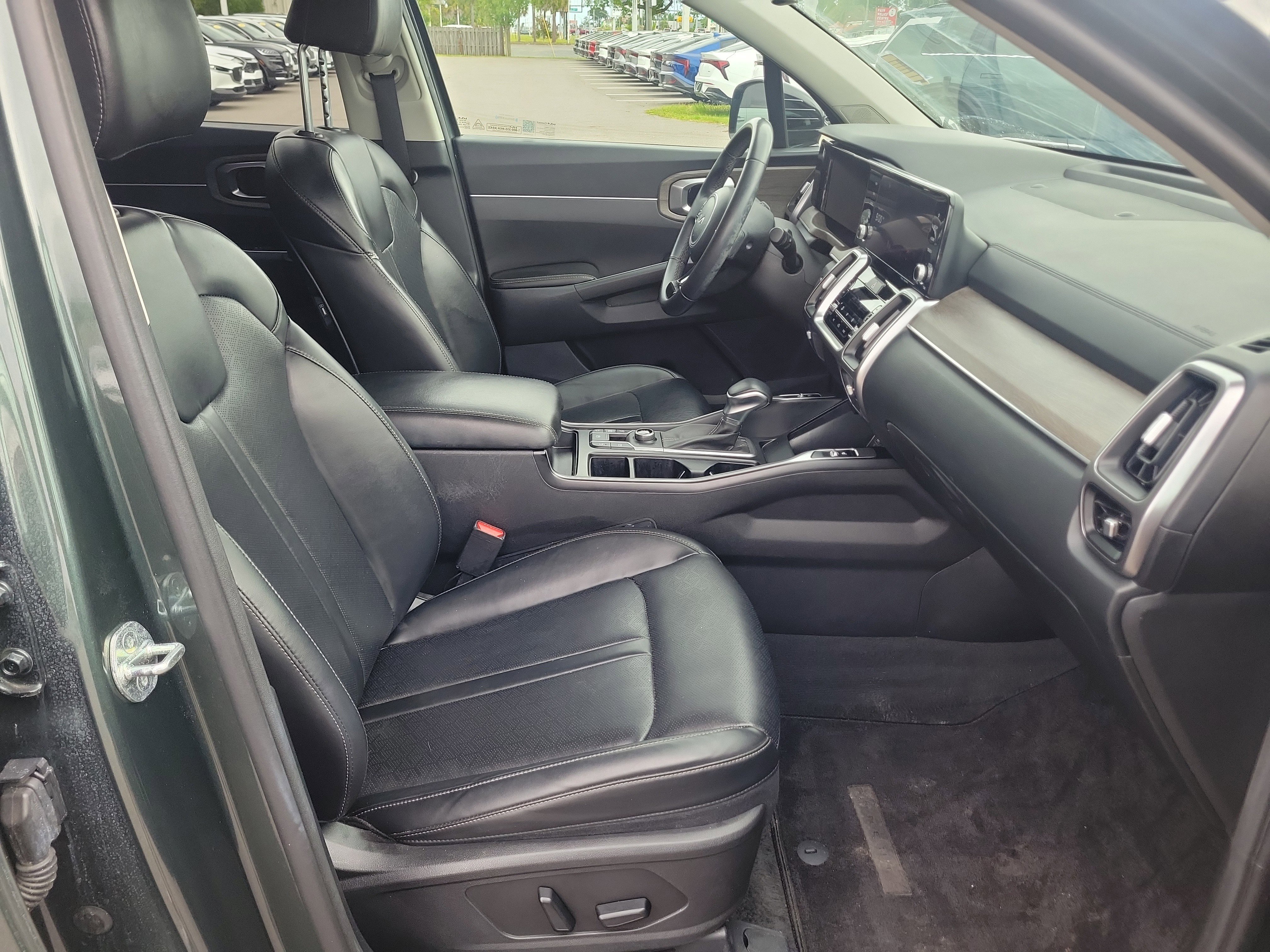 Certified 2023 Kia Sorento X-Line EX AWD/4WD image 7