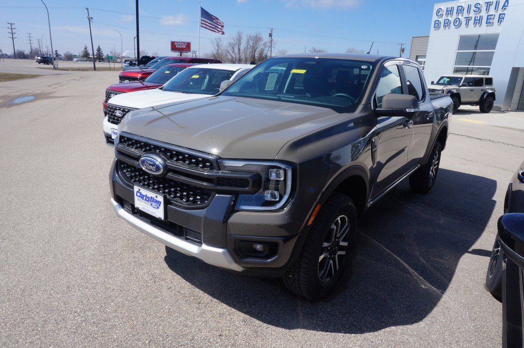 New 2025 Ford Ranger Lariat w/ Advanced Towing Package AWD/4WD image 3