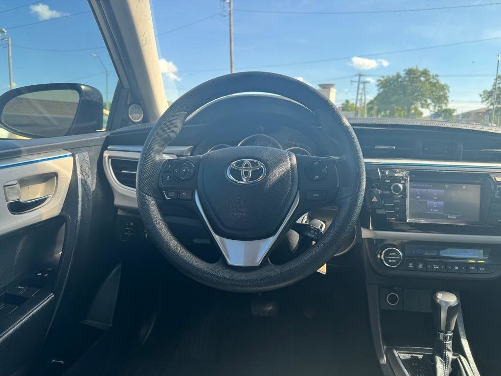 Used 2014 Toyota Corolla LE FWD image 16