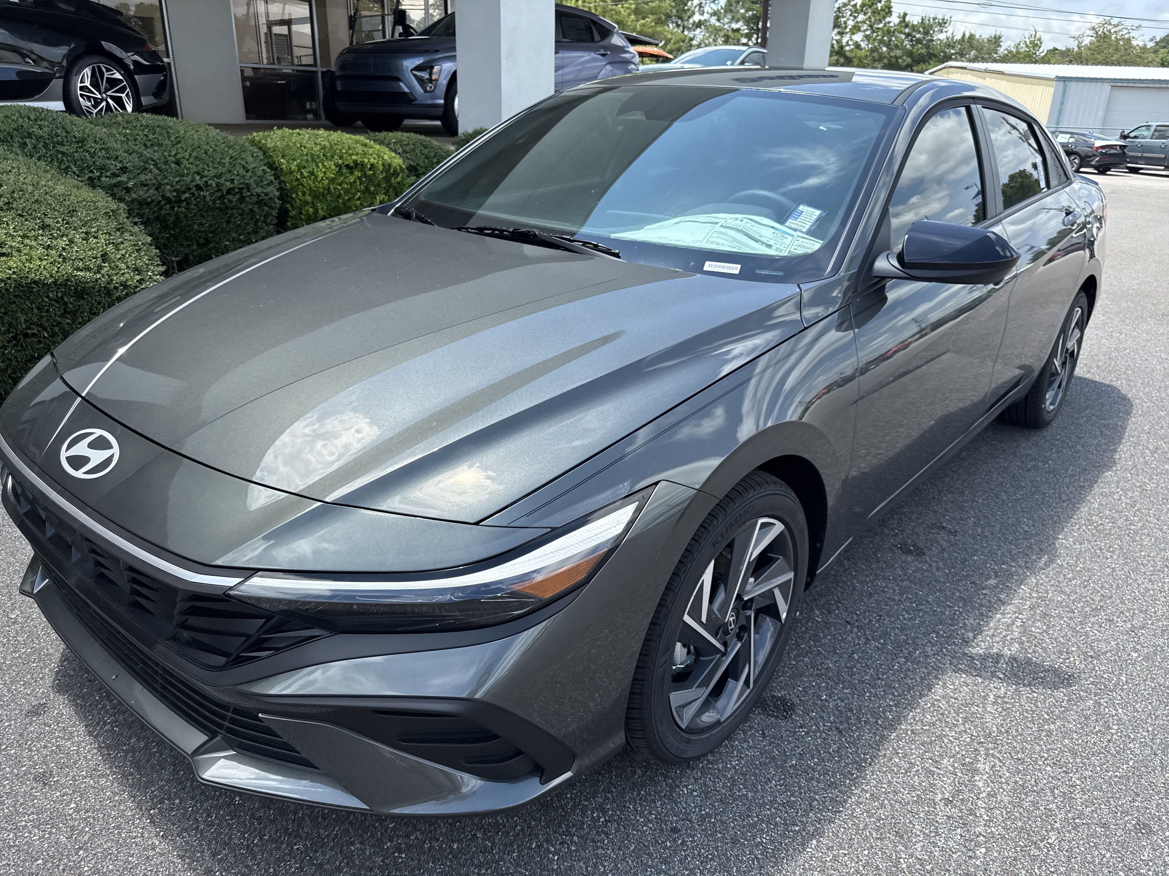 New 2025 Hyundai Elantra Sport