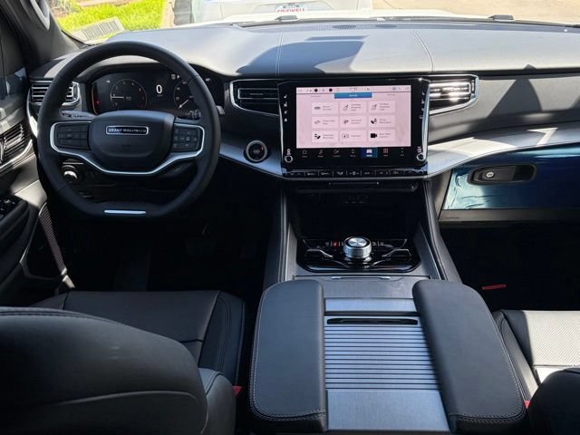 New 2026 Jeep Grand Wagoneer Limited AWD/4WD image 33