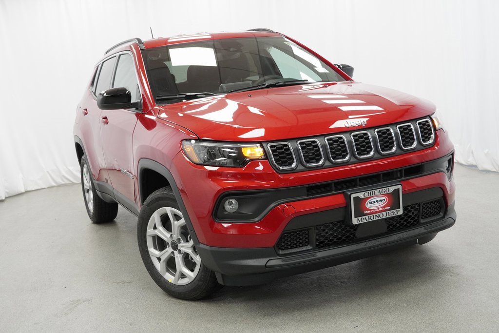 Certified 2025 Jeep Compass Latitude w/ Convenience Group image 9