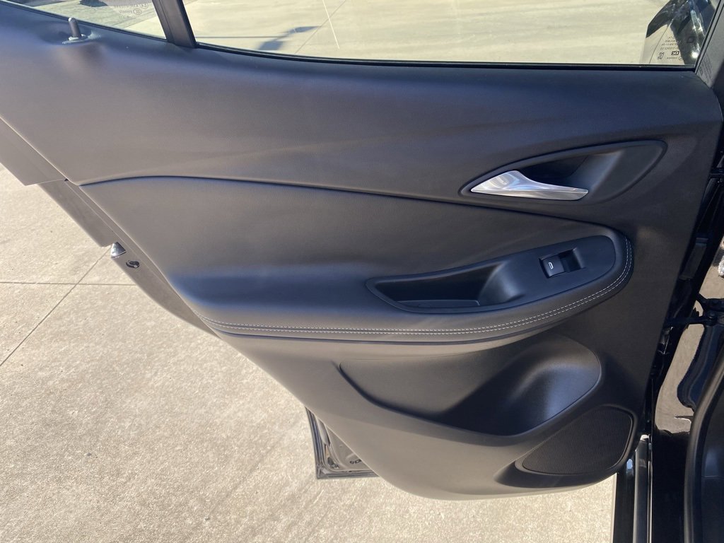 Used 2020 Buick Encore GX Preferred w/ Sport Touring Package image 14