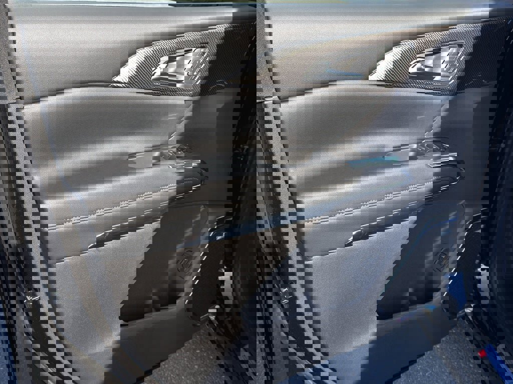 New 2026 Chevrolet Traverse High Country image 9