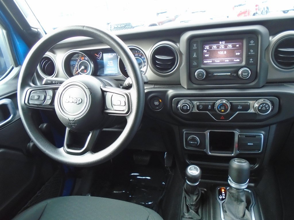 Certified 2021 Jeep Wrangler Sport AWD/4WD image 10
