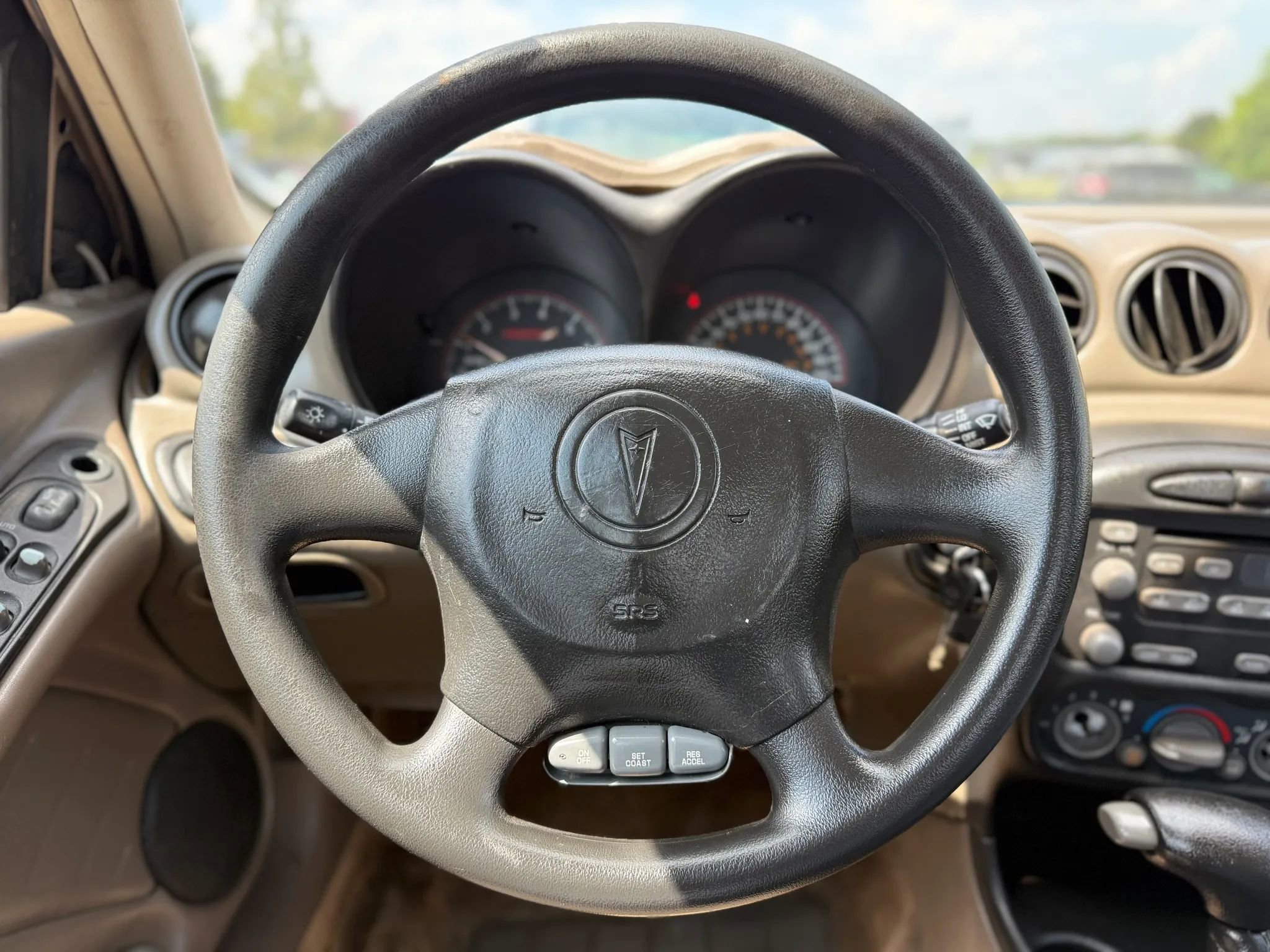 Used 2004 Pontiac Grand Am SE FWD image 24