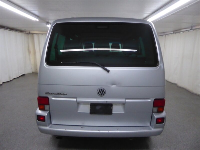 Used 2002 Volkswagen Eurovan MV FWD image 6