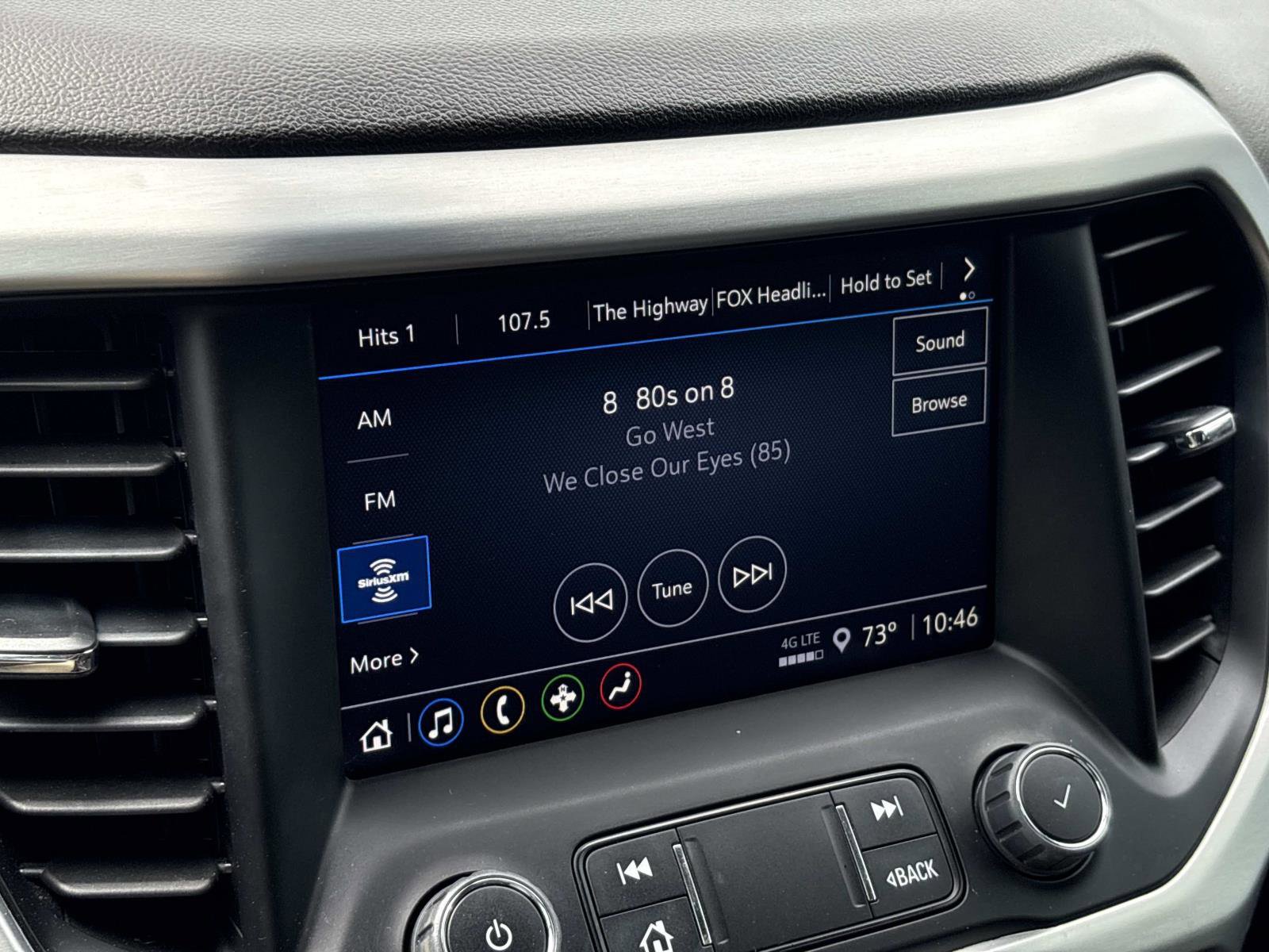 Certified 2023 GMC Acadia SLE w/ Driver Convenience Package FWD image 23