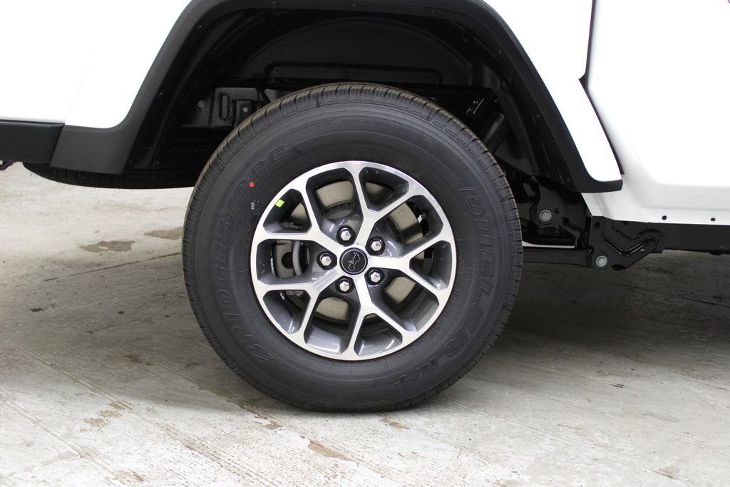 New 2026 Jeep Gladiator Sport image 30