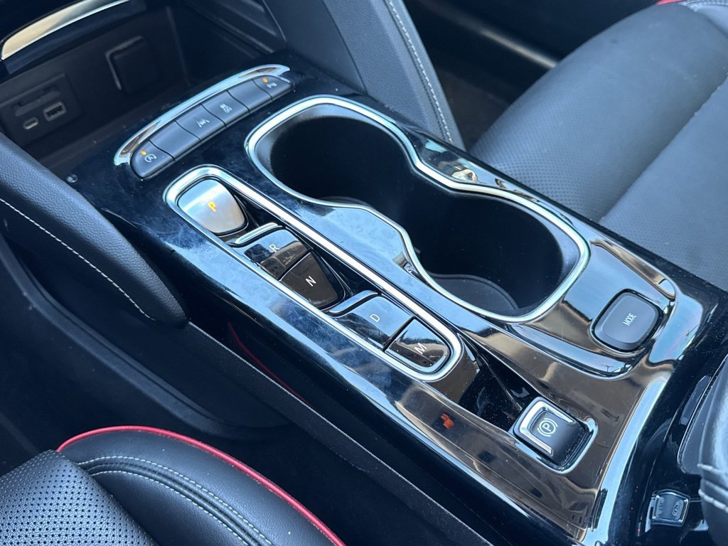 Used 2022 Buick Envision Essence w/ Technology Package I image 10