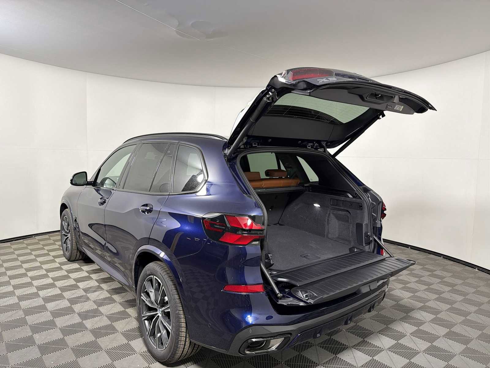 New 2026 BMW X5 xDrive40i w/ Executive Package image 20