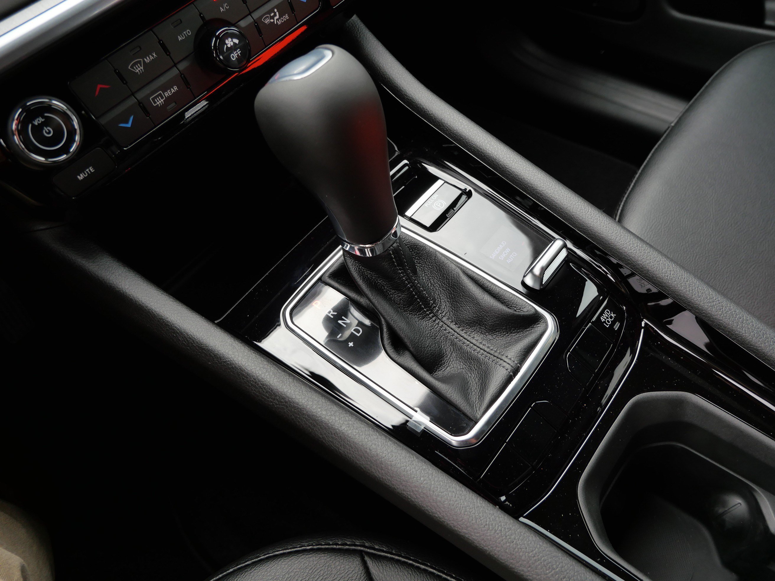 New 2026 Jeep Compass Limited AWD/4WD image 10