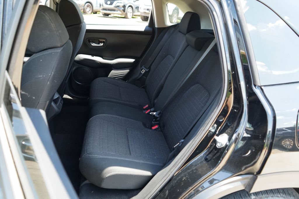 Used 2026 Honda HR-V LX image 9