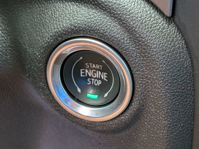 Used 2019 Chevrolet Silverado 1500 LTZ AWD/4WD image 32