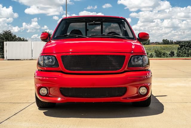 Used 2003 Ford F150 Lightning RWD image 7