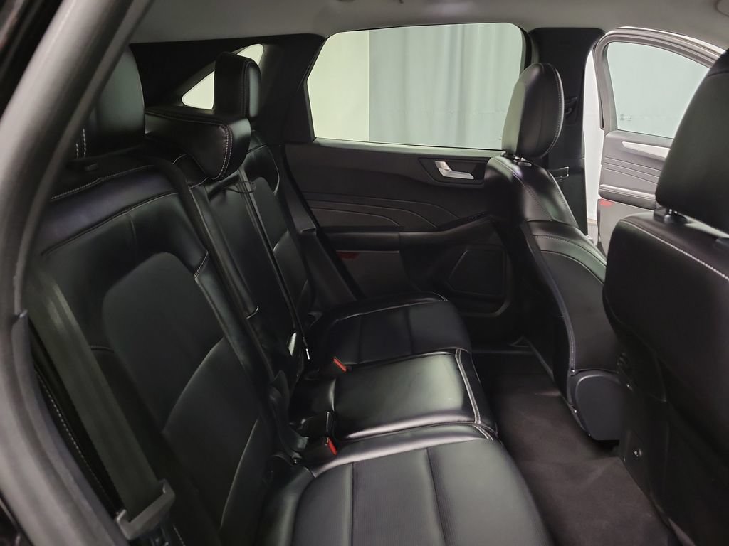 Used 2024 Ford Escape Platinum AWD/4WD image 27