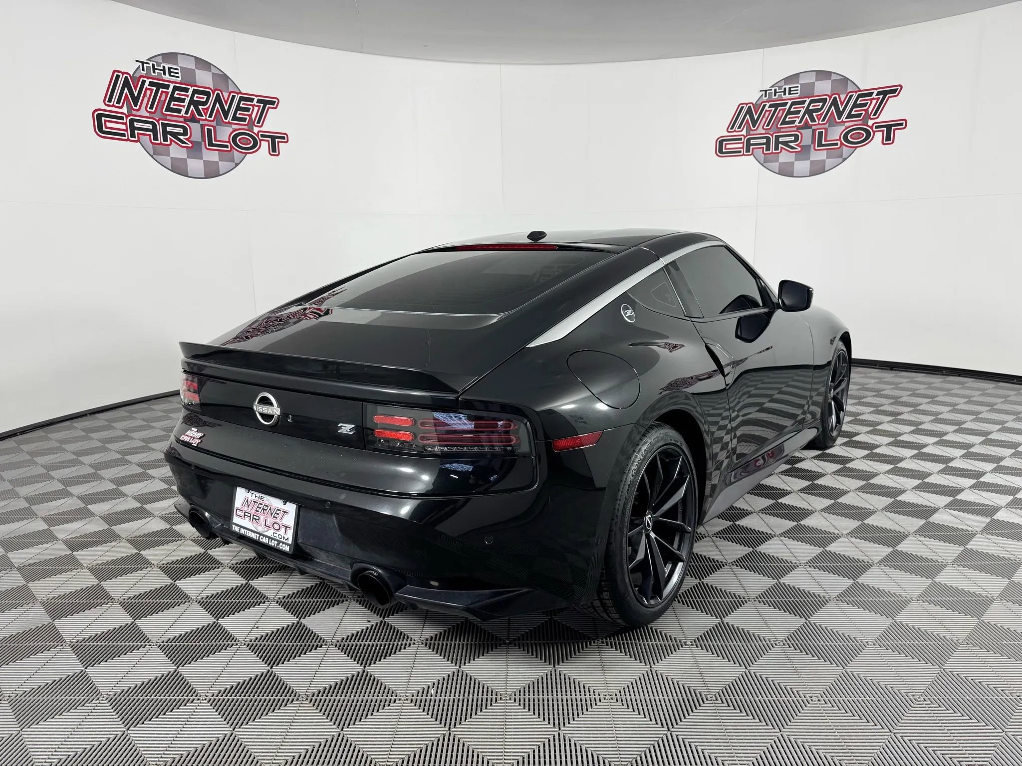 Used 2023 Nissan Z w/ Floor Mat Package (L93) image 7