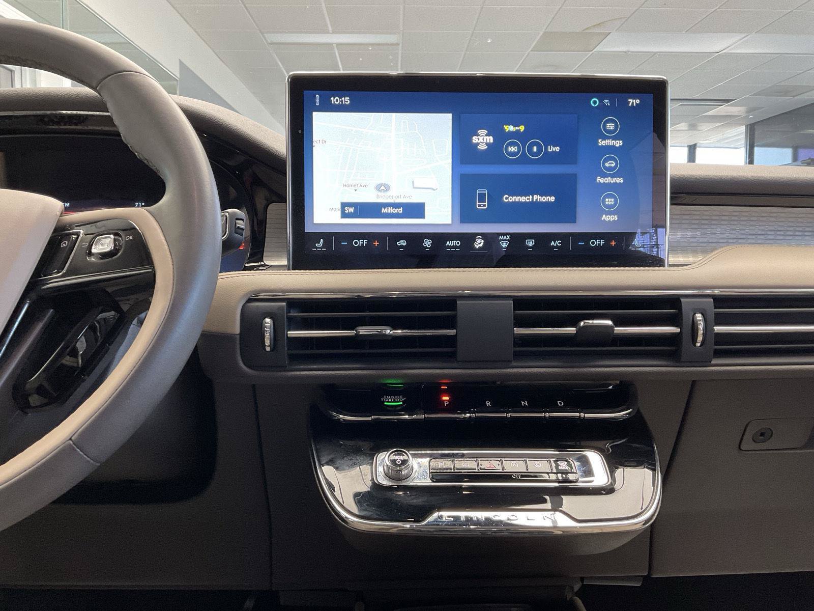 Used 2023 Lincoln Corsair AWD image 18