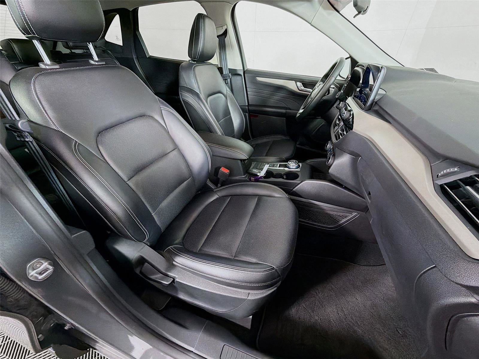 Used 2022 Ford Escape SEL AWD/4WD image 29