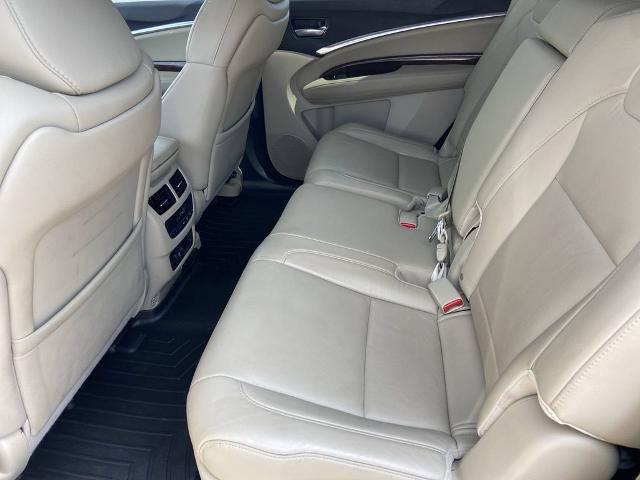 Used 2017 Acura MDX w/ Technology Package AWD/4WD image 22