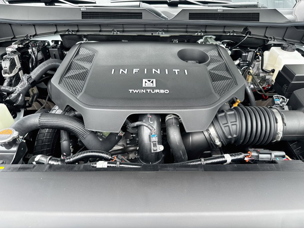 New 2027 INFINITI QX80 Luxe w/ Cargo Package AWD/4WD image 33
