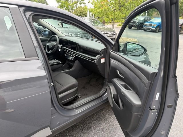New 2026 Hyundai Tucson Blue SE AWD/4WD image 13