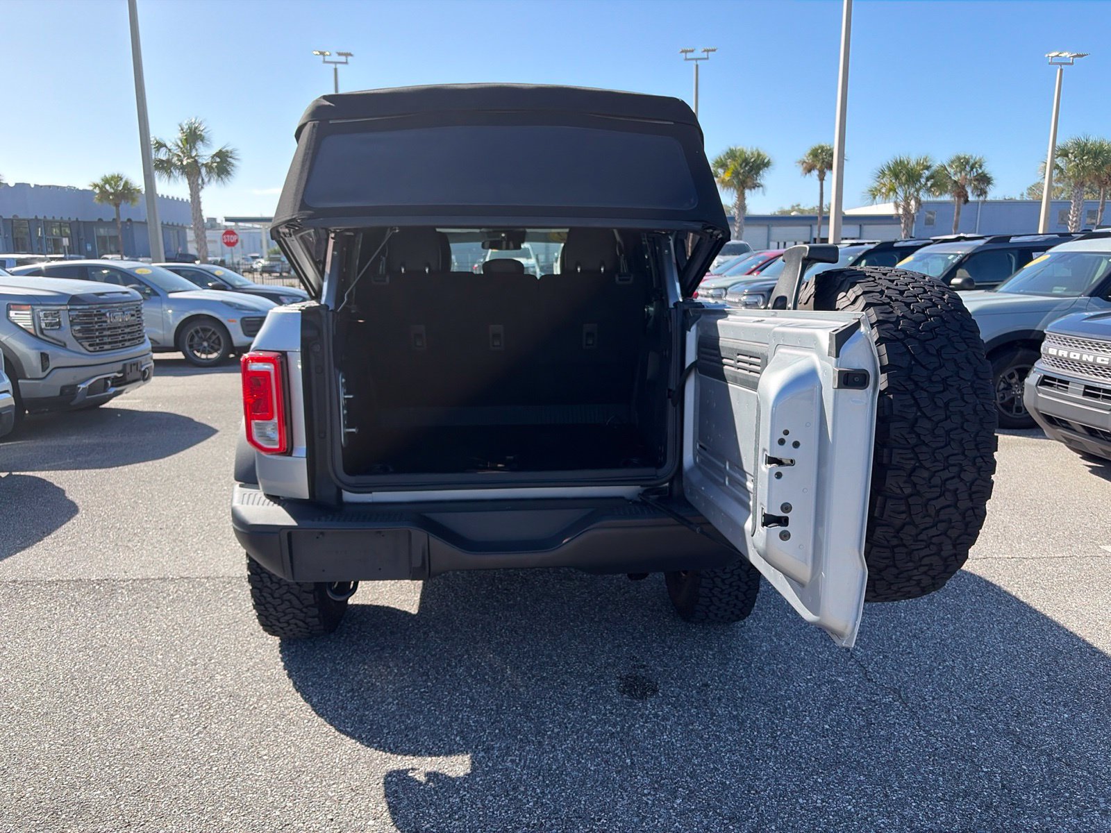 Used 2022 Ford Bronco Black Diamond AWD/4WD image 9
