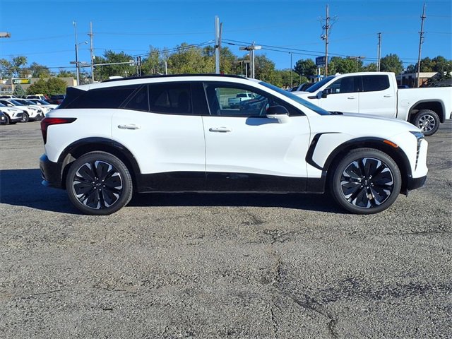 Used 2024 Chevrolet Blazer EV RS image 11