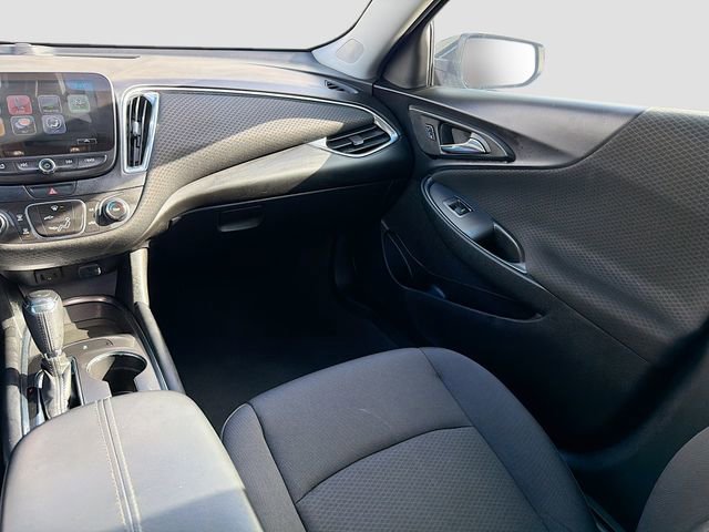 Used 2016 Chevrolet Malibu LT image 21