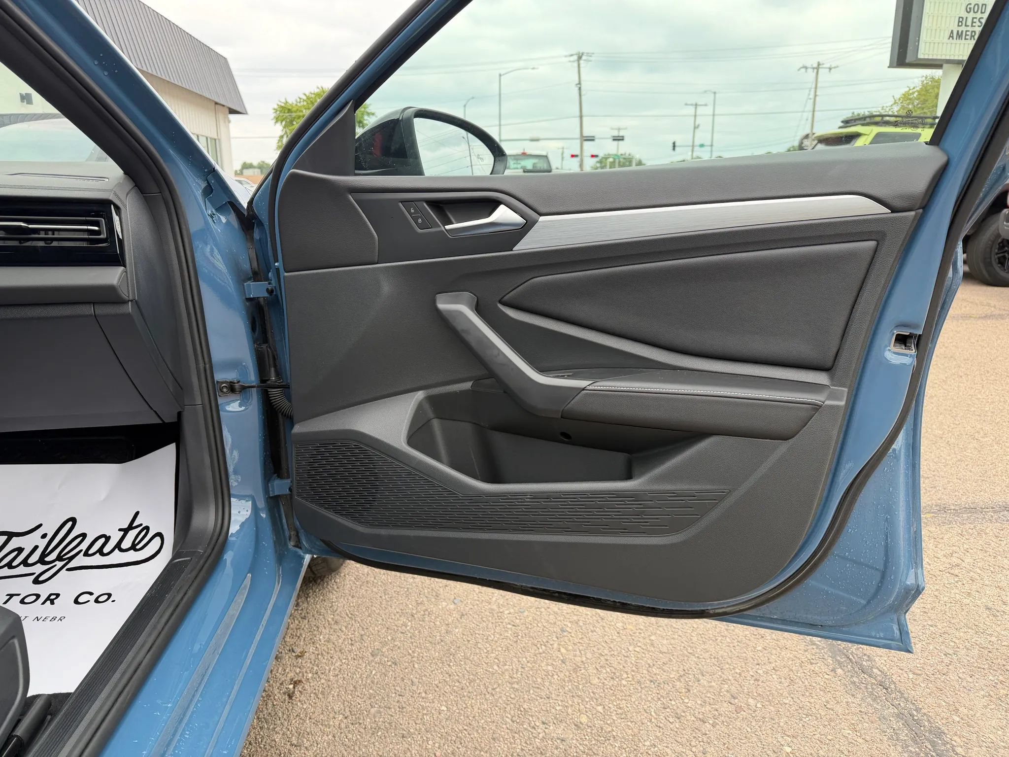 Used 2026 Volkswagen Jetta Sport FWD image 16