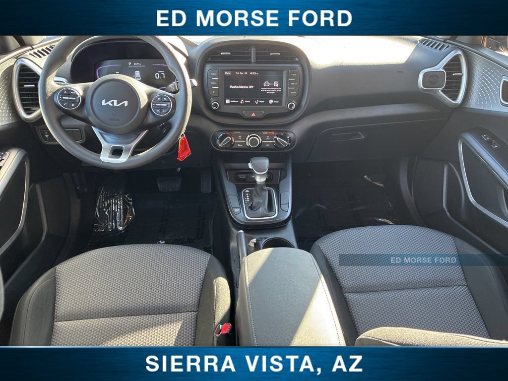 Certified 2025 Kia Soul LX FWD image 17