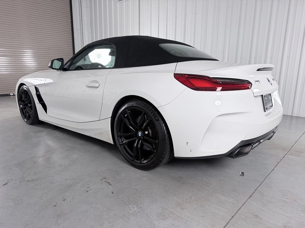 Used 2020 BMW Z4 M40i w/ Executive Package RWD image 8
