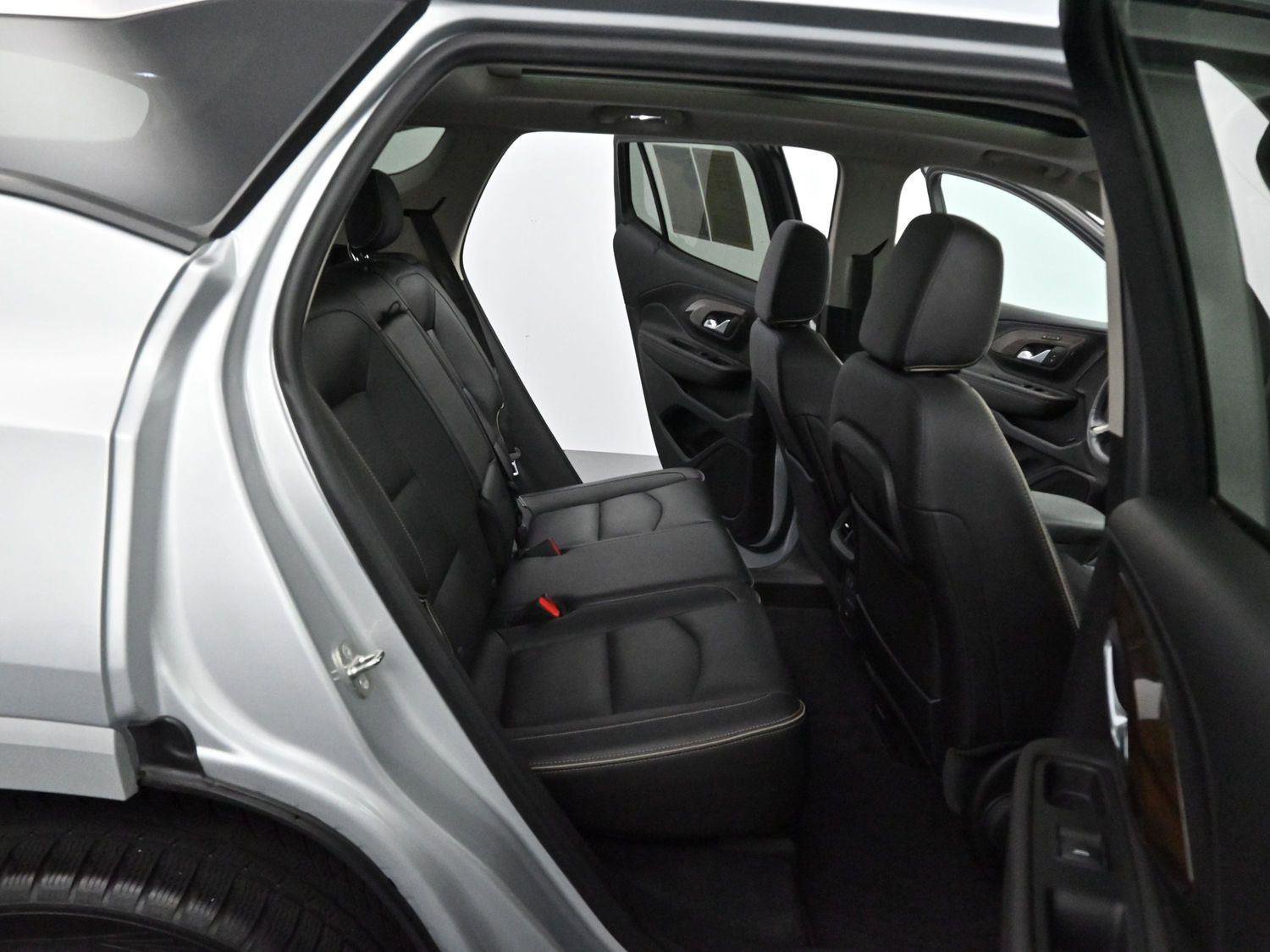 Used 2020 GMC Terrain Denali w/ Denali Premium Package image 35