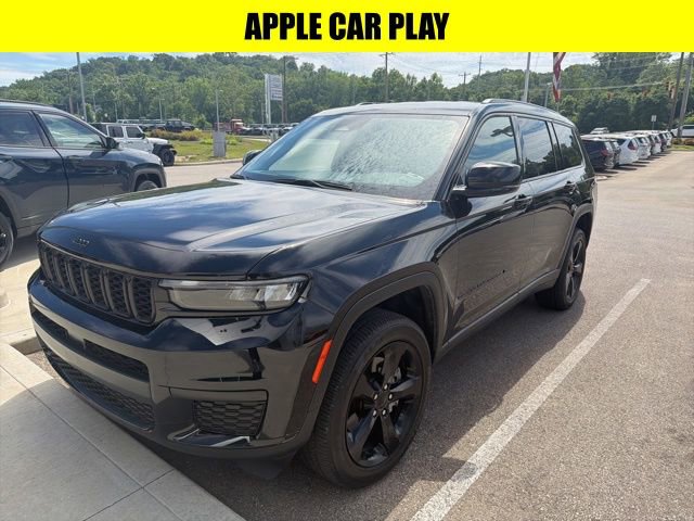 Used 2023 Jeep Grand Cherokee L Laredo AWD/4WD image 2