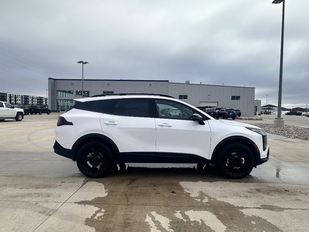 Used 2026 Kia Sportage X-Line w/ X-Line Premium Package image 4