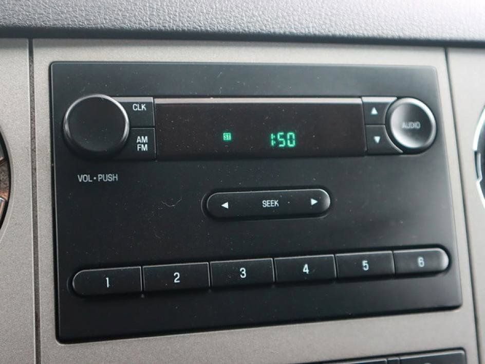 Used 2017 Ford F650 2WD SuperCab Super Duty image 10