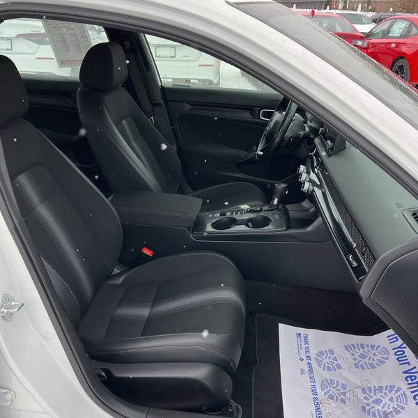 Used 2024 Honda Civic Sport image 25