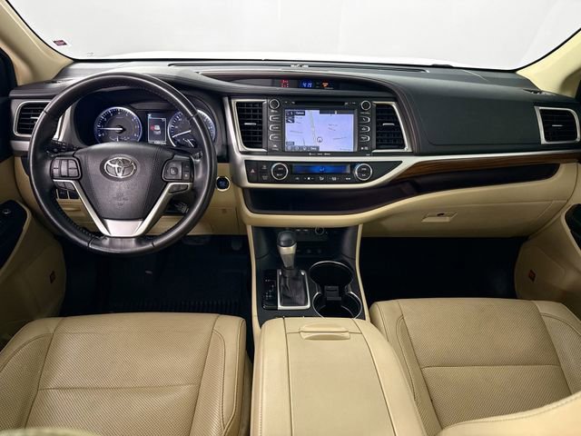Used 2019 Toyota Highlander Limited image 4